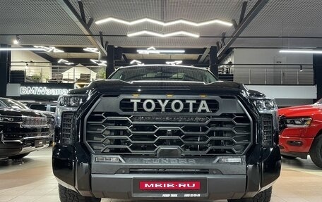 Toyota Tundra, 2023 год, 15 000 000 рублей, 6 фотография