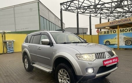 Mitsubishi Pajero Sport II рестайлинг, 2013 год, 1 870 000 рублей, 4 фотография