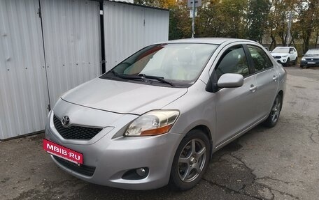 Toyota Yaris III рестайлинг, 2008 год, 450 000 рублей, 3 фотография