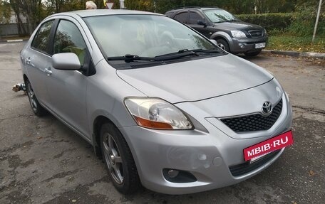 Toyota Yaris III рестайлинг, 2008 год, 450 000 рублей, 4 фотография