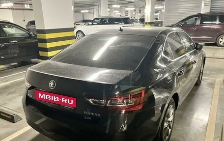 Skoda Superb III рестайлинг, 2017 год, 2 100 000 рублей, 4 фотография