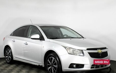 Chevrolet Cruze II, 2010 год, 699 000 рублей, 3 фотография