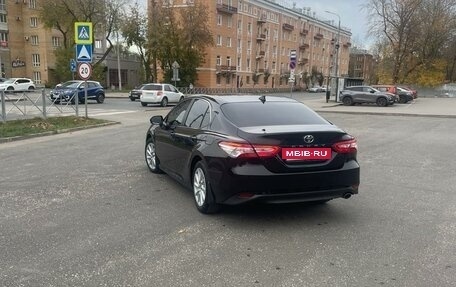 Toyota Camry, 2021 год, 3 500 000 рублей, 4 фотография