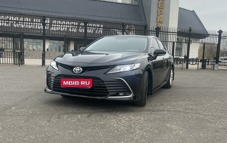 Toyota Camry, 2021 год, 3 500 000 рублей, 7 фотография