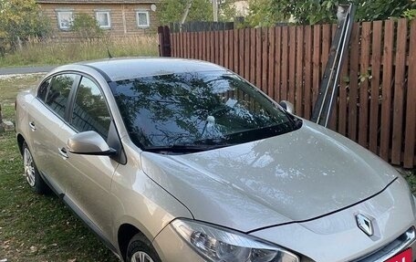 Renault Fluence I, 2010 год, 590 000 рублей, 2 фотография