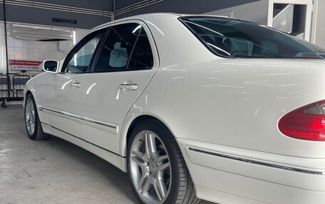 Mercedes-Benz E-Класс, 2001 год, 1 400 000 рублей, 6 фотография