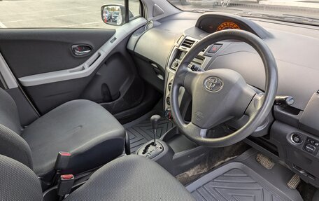 Toyota Vitz, 2010 год, 550 000 рублей, 11 фотография