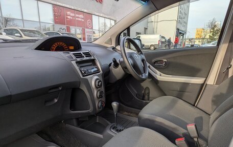 Toyota Vitz, 2010 год, 550 000 рублей, 18 фотография