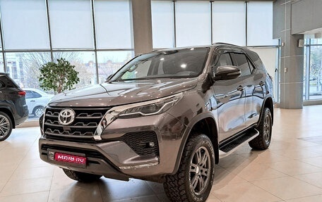 Toyota Fortuner II, 2020 год, 4 900 000 рублей, 1 фотография