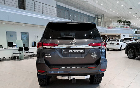 Toyota Fortuner II, 2020 год, 4 900 000 рублей, 6 фотография