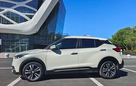 Nissan Kicks I, 2021 год, 1 600 000 рублей, 4 фотография