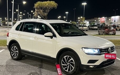 Volkswagen Tiguan II, 2018 год, 2 405 000 рублей, 4 фотография