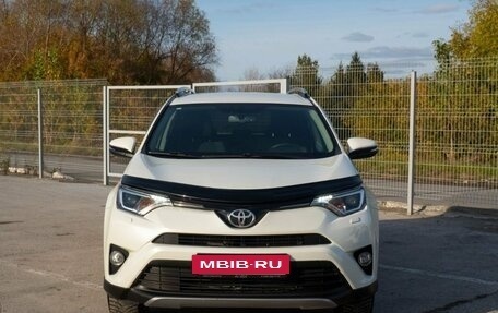 Toyota RAV4, 2017 год, 2 840 000 рублей, 20 фотография