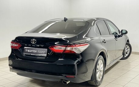 Toyota Camry, 2019 год, 3 145 000 рублей, 4 фотография