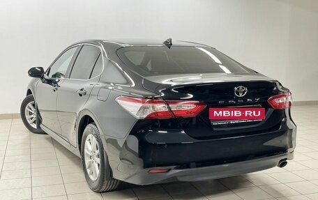 Toyota Camry, 2019 год, 3 145 000 рублей, 6 фотография