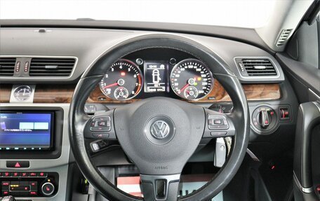 Volkswagen Passat B7, 2011 год, 1 290 000 рублей, 12 фотография