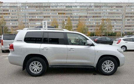 Toyota Land Cruiser 200, 2011 год, 3 862 000 рублей, 4 фотография