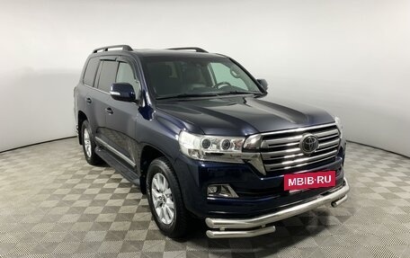 Toyota Land Cruiser 200, 2018 год, 7 500 000 рублей, 3 фотография