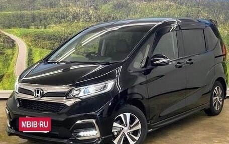 Honda Freed II, 2021 год, 1 550 000 рублей, 3 фотография