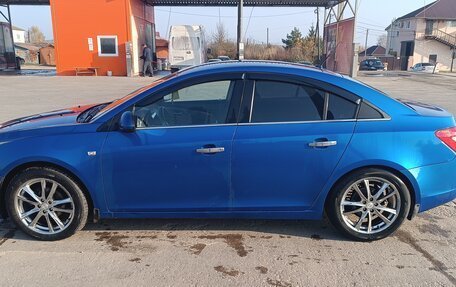 Chevrolet Cruze II, 2009 год, 750 000 рублей, 5 фотография