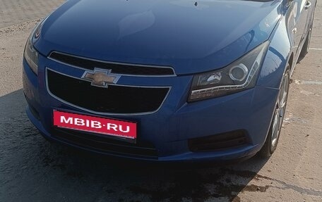 Chevrolet Cruze II, 2009 год, 750 000 рублей, 4 фотография