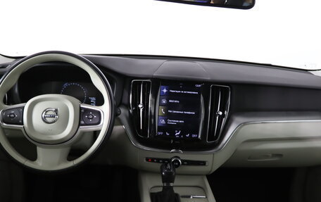 Volvo XC60 II, 2019 год, 4 649 990 рублей, 13 фотография