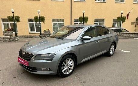 Skoda Superb III рестайлинг, 2017 год, 1 700 000 рублей, 1 фотография