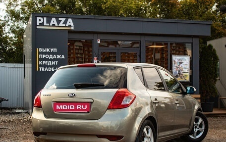 KIA cee'd I рестайлинг, 2011 год, 689 000 рублей, 3 фотография