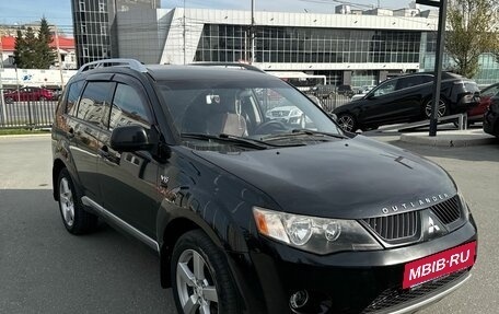 Mitsubishi Outlander III рестайлинг 3, 2007 год, 1 299 000 рублей, 3 фотография