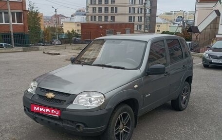 Chevrolet Niva I рестайлинг, 2013 год, 520 000 рублей, 2 фотография