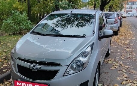 Chevrolet Spark III, 2012 год, 650 000 рублей, 2 фотография