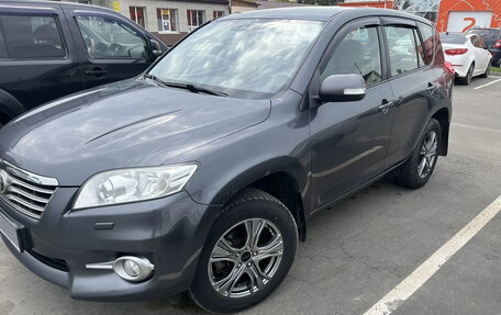 Toyota RAV4, 2011 год, 1 300 000 рублей, 2 фотография