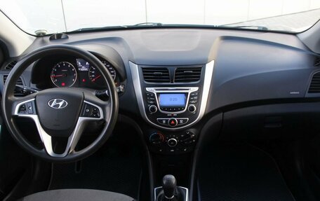 Hyundai Solaris II рестайлинг, 2011 год, 579 000 рублей, 9 фотография