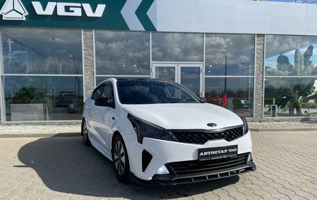 KIA Rio IV, 2021 год, 1 698 000 рублей, 2 фотография