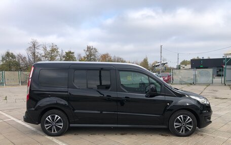 Ford Tourneo Connect II рестайлинг, 2018 год, 1 900 000 рублей, 4 фотография