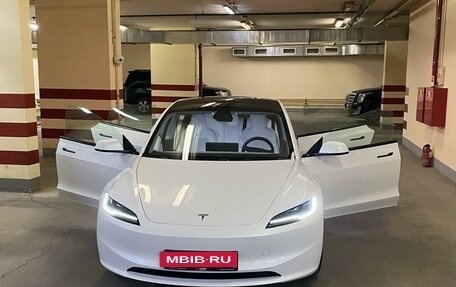 Tesla Model 3 I, 2023 год, 6 800 000 рублей, 12 фотография