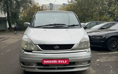 Nissan Serena II, 2000 год, 450 000 рублей, 1 фотография