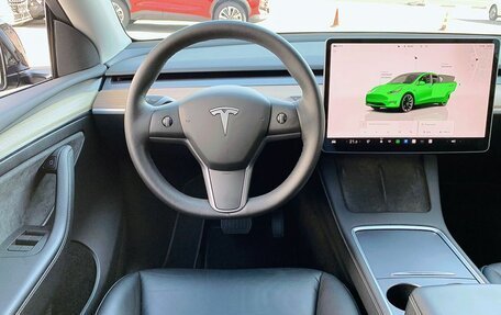 Tesla Model Y I, 2022 год, 5 987 000 рублей, 10 фотография