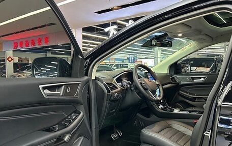 Ford Edge II рестайлинг, 2021 год, 3 100 000 рублей, 8 фотография