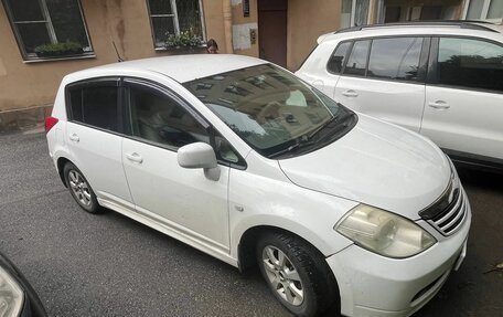 Nissan Tiida, 2012 год, 800 000 рублей, 1 фотография