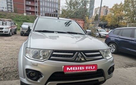 Mitsubishi Pajero Sport II рестайлинг, 2014 год, 2 290 000 рублей, 2 фотография