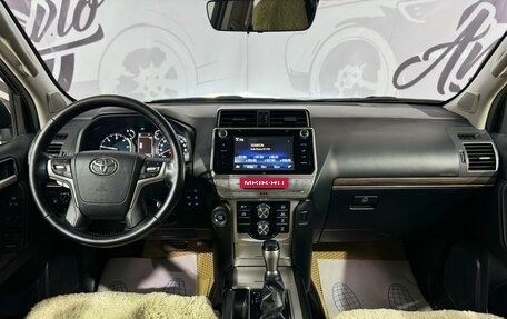 Toyota Land Cruiser Prado 150 рестайлинг 2, 2017 год, 4 999 000 рублей, 9 фотография