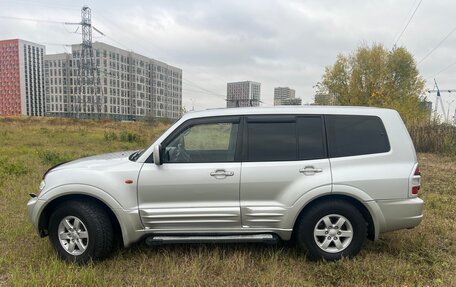 Mitsubishi Pajero III рестайлинг, 2001 год, 995 000 рублей, 2 фотография