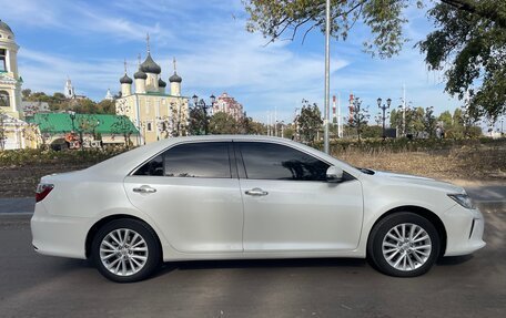 Toyota Camry, 2015 год, 2 200 000 рублей, 4 фотография