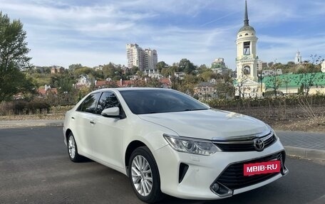 Toyota Camry, 2015 год, 2 200 000 рублей, 3 фотография