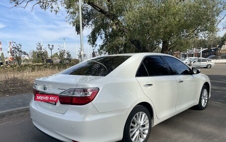 Toyota Camry, 2015 год, 2 200 000 рублей, 5 фотография