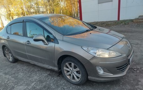 Peugeot 408 I рестайлинг, 2012 год, 600 000 рублей, 3 фотография