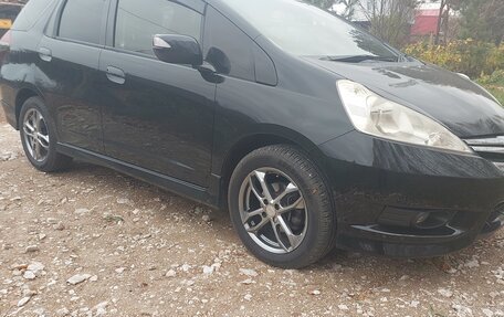 Honda Fit Shuttle I рестайлинг, 2012 год, 1 350 000 рублей, 3 фотография