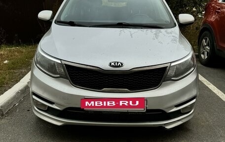 KIA Rio III рестайлинг, 2015 год, 1 200 000 рублей, 2 фотография