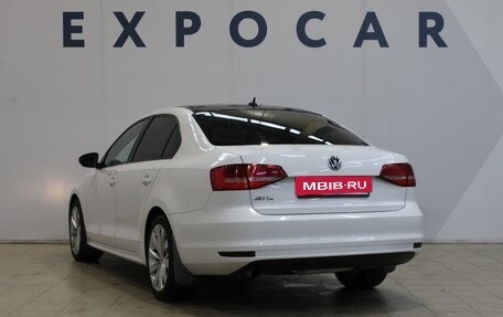 Volkswagen Jetta VI, 2015 год, 1 220 000 рублей, 4 фотография